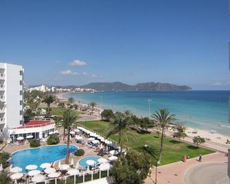 Fantastic sea view apartment right on the beach in Cala Millor / Mallorca - Cala Millor - Pool