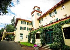 Columbia Gorge Hotel & Spa - Худ-Ривер - Здание