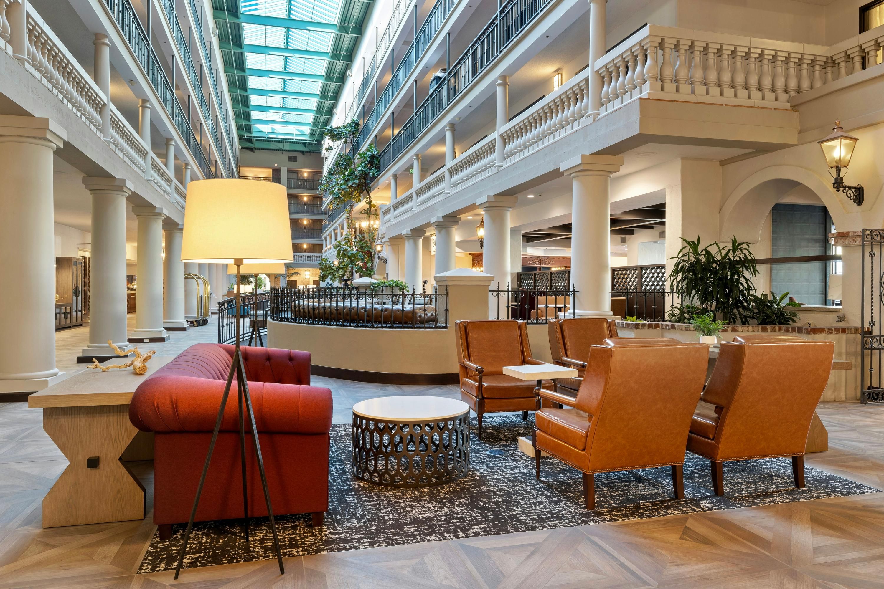 Embassy Suites by Hilton Los Angeles International Airport South - El Segundo - Lobby