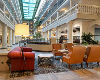 Embassy Suites by Hilton Los Angeles International Airport South - El Segundo - Ingresso