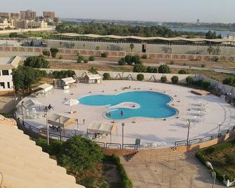 Minya Hotels of the Armed Forces - El Minya - Pool