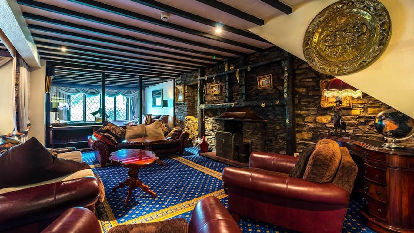 فندق دامسون دينيه