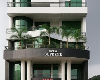 Hotel Supreme - Sylhet - Budova