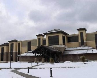 Yo1 Longevity & Health Resorts, Catskills - Monticello - Building