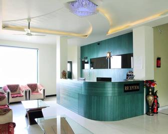 Hotel Shivalik - Best Himalaya View Hotel In Almora' - Almora - Front desk