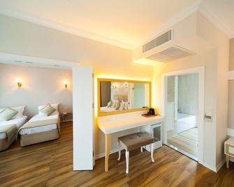 As Hotel Cesme - Cesme - Bedroom