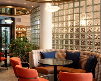 Le Parchamp, Paris Boulogne, a Tribute Portfolio Hotel - Boulogne-Billancourt - Sala de estar