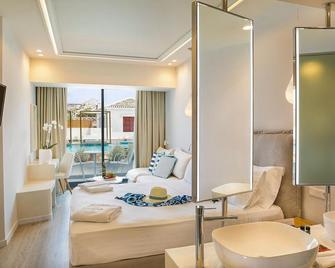 Samian Mare Hotel, Suites & Spa - Karlovasi