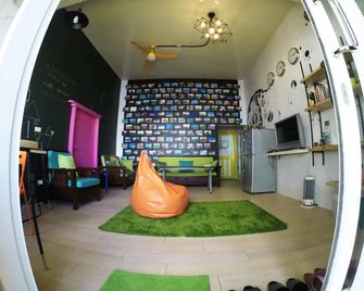 Cape 42 Hostel I - Hengchun Township - Lobby
