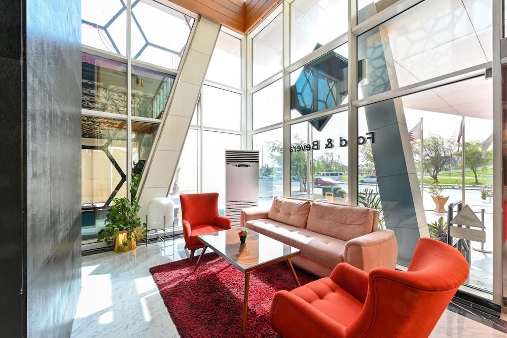 أجنحة المنصور الفندقية