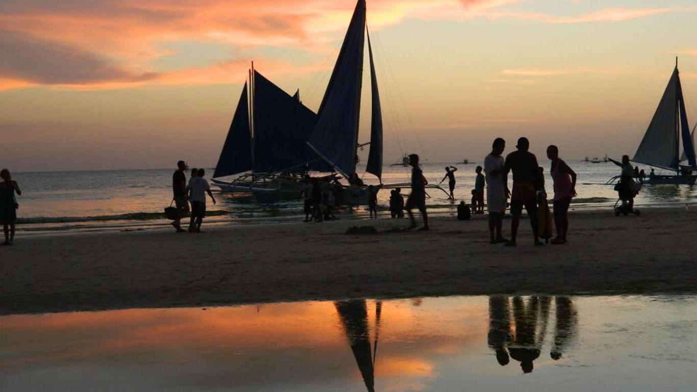 Azzurro Di Boracay Resort