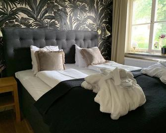 Hotel Wictoria - Mariestad - Bedroom