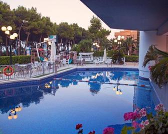 Hotel Meripol - Alba Adriatica - Piscina