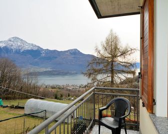 Runchee Farm-Lake Como-Fantastic panorama-2/4 people - Vercana - Balcón