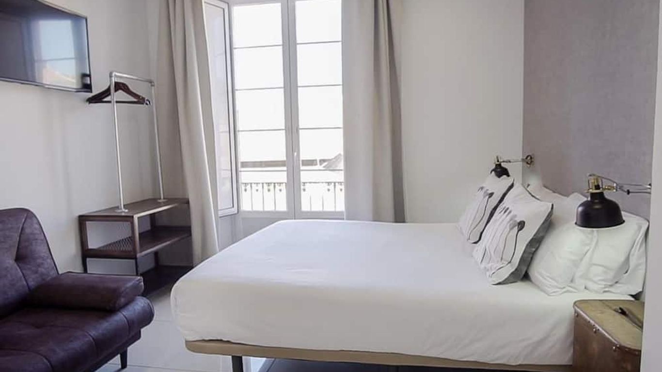 The Lights City Rooms