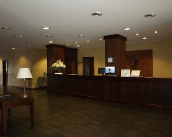 Hotel Saliecho - Formigal - Front desk
