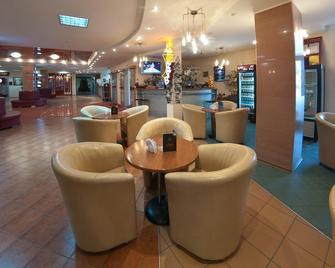 Amaks Congress Hotel - Belgorod - Lobby