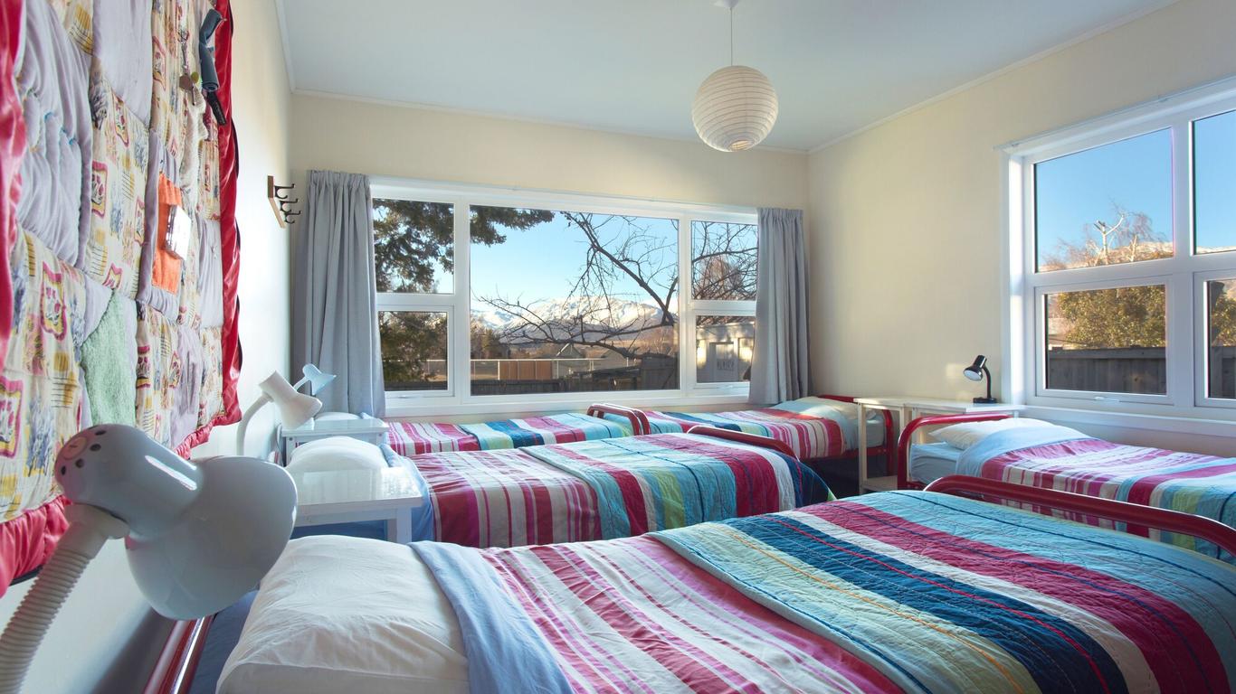 Tailor Made Tekapo Backpackers