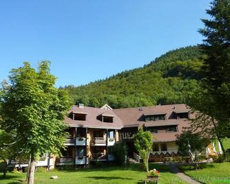Hotel Lawine - Todtnau - Building