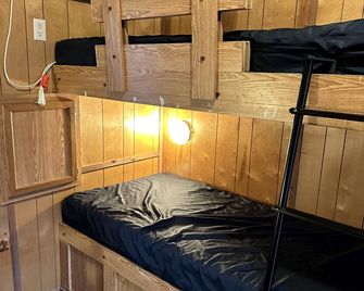 Cozy Cabin Surrounded by Nature in Nashville, Indiana - Nashville - Habitación