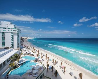 Oleo Cancun Playa - Cancún - Beach