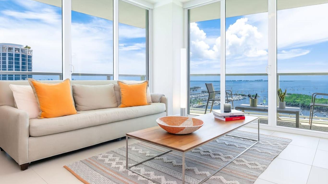 Miami Vacation Rentals - Coconut Grove