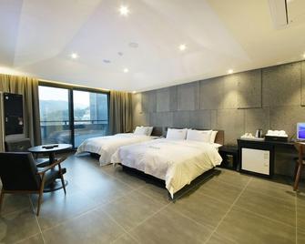 Anyang Boutique Hotel Ama - Anyang - Habitación