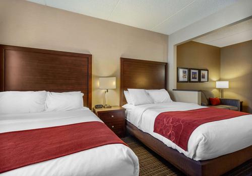 Comfort Suites Green Bay 68 1 5 0 Green Bay Hotel Deals