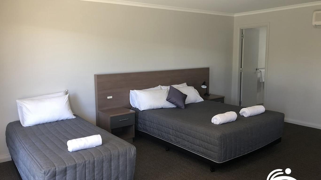 كورو كلوب موتل