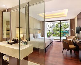 Bali Nusa Dua Hotel - Kuta Selatan - Kamar Tidur