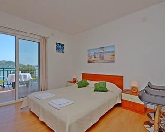 Apartments Luka - Lastovo - Bedroom