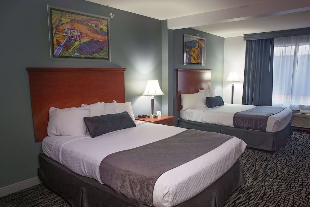 Parke Regency Hotel & Conference Center - בלומינגטון