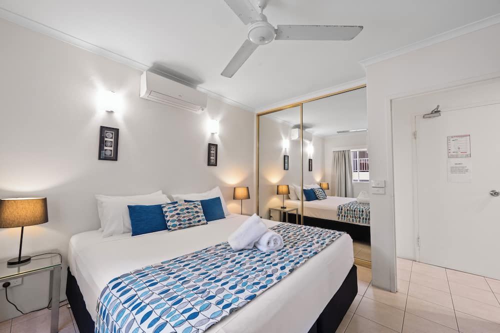 Marlin Waters Beachfront Apartments - Palm Cove - Habitación