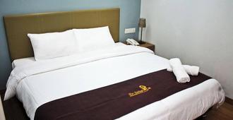 Charisma Hotel - Kuantan - Bedroom