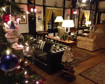 The Smokehouse Hotel & Restaurant Cameron Highlands - Brinchang - טרקלין