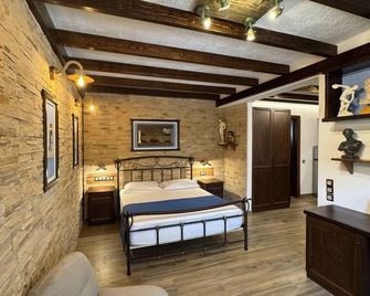 Stella's Traditional Inn - Kato Zakros - Bedroom