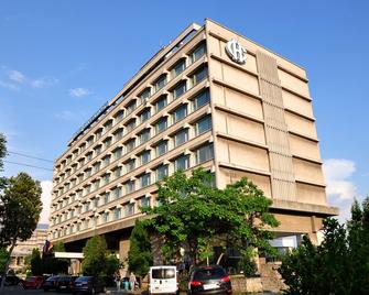 Continental Drobeta Turnu Severin - Drobeta Turnu Severin - Gebäude