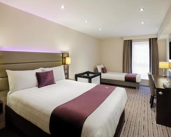 Premier Inn Slough - Slough - Bedroom
