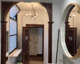 Tenerife Art Hostel - Santa Cruz de Tenerife - Bany