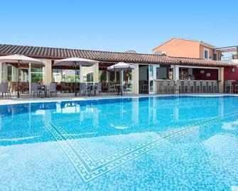 Eriva Hotel - Acharavi - Pool