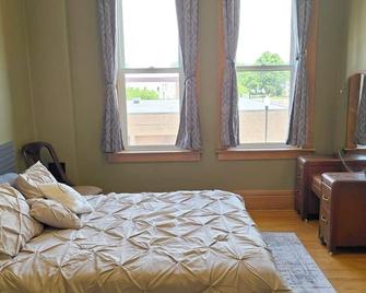 The Sarah Jean Suite - Sleepy Eye - Bedroom