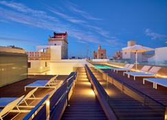 Tandem Torres de Cádiz Suites - Cadiz - Balcony