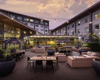 Novotel Auckland Ellerslie - Auckland - Building