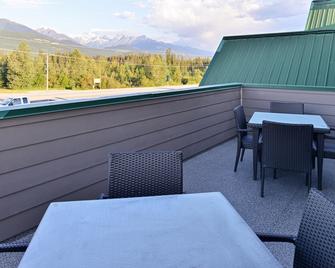 Canadas Best Value Inn Valemount - Valemount - Balkon