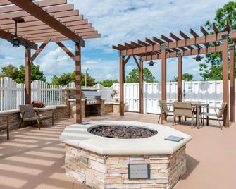 Country Inn & Suites by Radisson Port Canaveral - Cape Canaveral - Patio