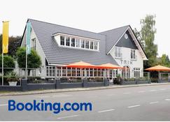 Hotel Trix - Arnhem - Rakennus