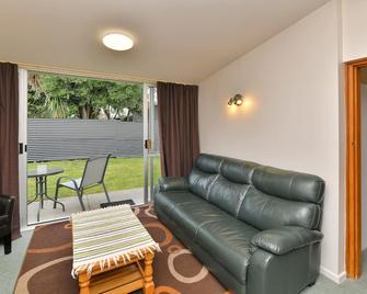 Wayside Motel - Waikuku Beach - Sala de estar
