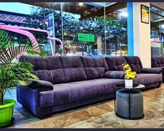 Sovrano Hotel Batam Fka Parkside Sovrano Hotel - Lubuk Baja - Lounge