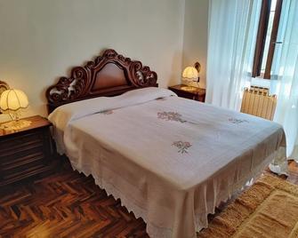 Favolosa 'Dimora del Capriolo' con Giardino e Parcheggio - Terni - Bedroom