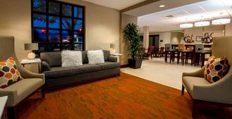Hampton Inn Santa Barbara/Goleta - Goleta - Living room